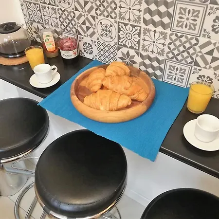 Refait Par Architecte. Proche De La Gare Et Le Centre De Daire *