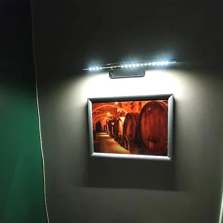 Refait Par Architecte. Proche De La Gare Et Le Centre De * Reims