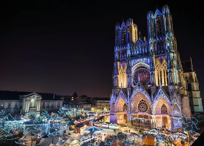 Apartment Refait Par Architecte. Proche De La Gare Et Le Centre De *